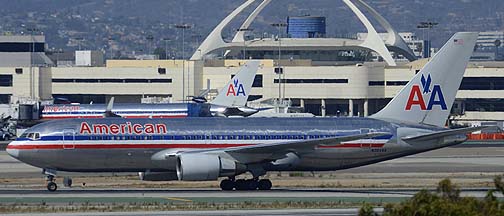 American Boeing 767-223 N324AA, August 20, 2013